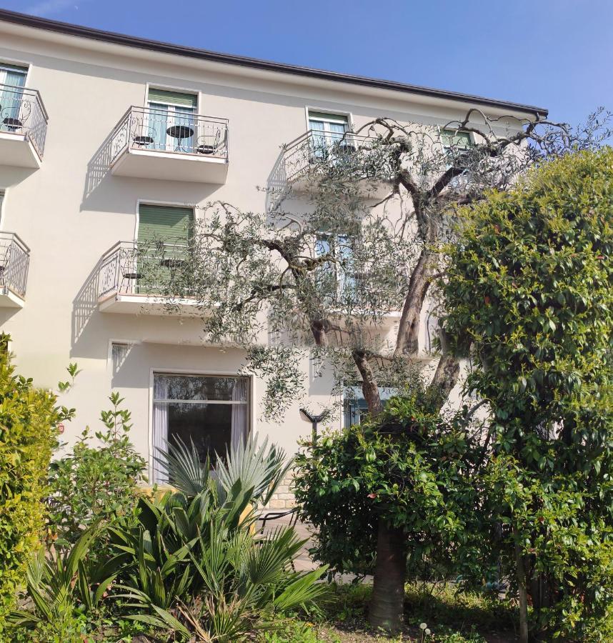 טורי דל בנקו Hotel 2 Palme מראה חיצוני תמונה