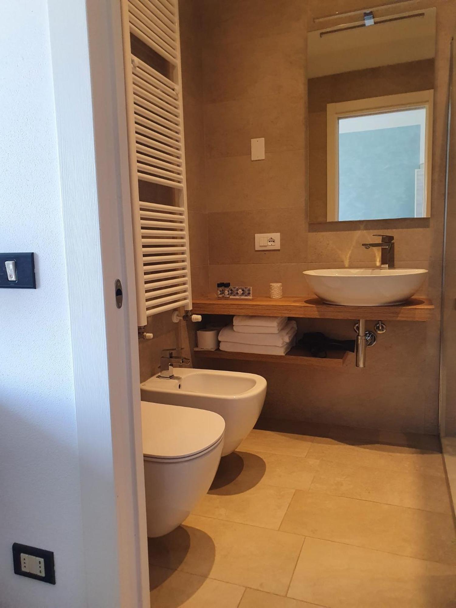 טורי דל בנקו Hotel 2 Palme מראה חיצוני תמונה